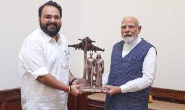 कौन हैं गुजरात के हेमांग जोशी, जो तेजस्वी सूर्या की जगह बने भाजपा युवा मोर्चा के राष्ट्रीय अध्यक्ष